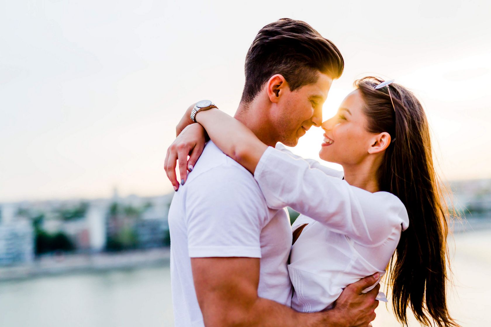 A Review of Latidate and How Does It Job-- Steps to Make Use Of Latidate for Meeting Singles